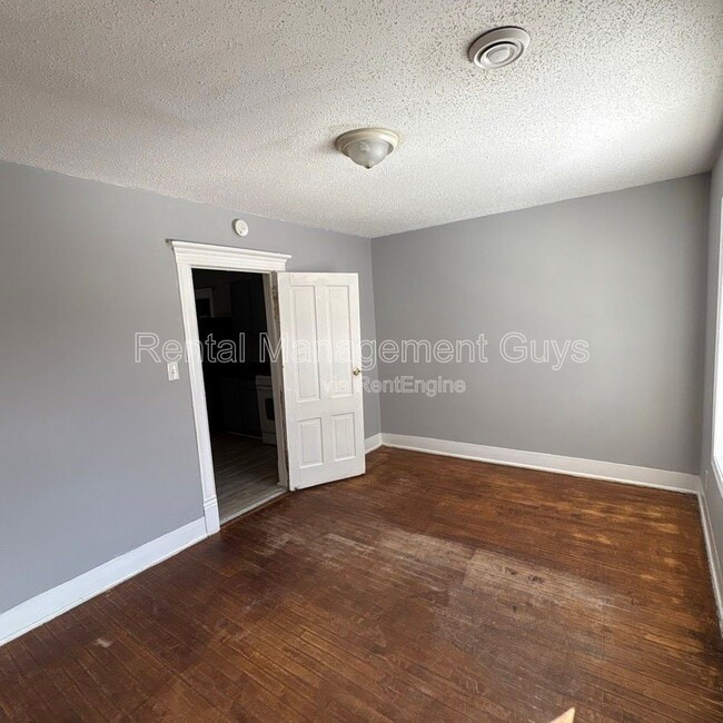 2931 N Bryant Ave in Minneapolis, MN - Building Photo - Building Photo