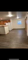 551 N Robin Cir, Unit 5 in Wasilla, AK - Building Photo