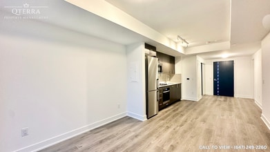 2545 Simcoe St N in Oshawa, ON - Building Photo - Building Photo