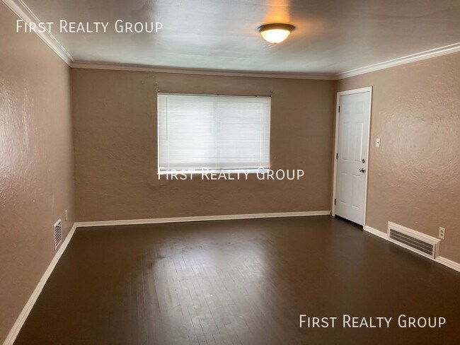 16 W Maplewood Ave in Dayton, OH - Building Photo - Building Photo