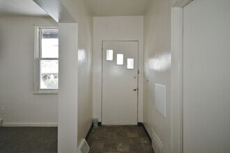 855 Crucible St-Unit -Unit 1 in Pittsburgh, PA - Building Photo - Building Photo