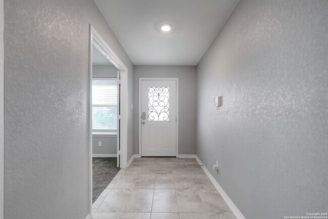 5123 Papalote Garden in Converse, TX - Building Photo - Building Photo