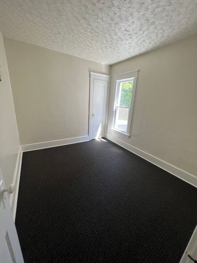 454 W 2nd St in Erie, PA - Building Photo - Building Photo