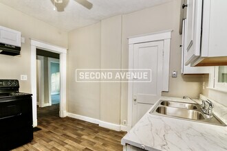 302 Cecil Ave in Louisville, KY - Foto de edificio - Building Photo