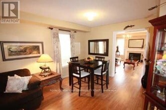 667 Rossellini Dr in Mississauga, ON - Building Photo - Building Photo