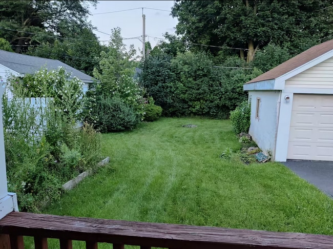 160 Azalea Rd in Rochester, NY - Building Photo - Building Photo