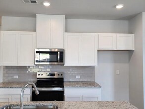 2020 Underwood Dr in Lawrenceville, GA - Building Photo - Building Photo