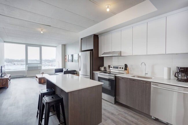property at 3105 Promenade du Quartier-Saint-Martin