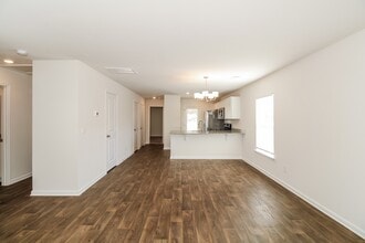 1210 Gardner St in Camden, SC - Building Photo - Building Photo