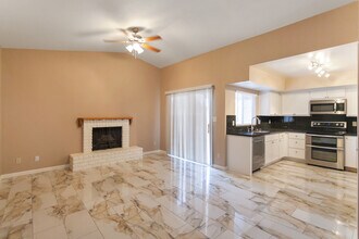 14609 N 60th Ave in Glendale, AZ - Building Photo - Building Photo