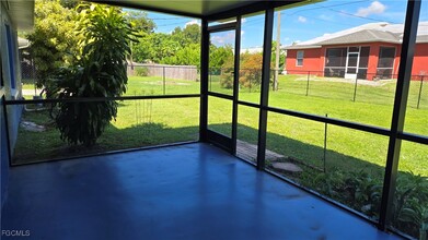 9069 Pomelo Rd W in Ft. Myers, FL - Building Photo - Building Photo
