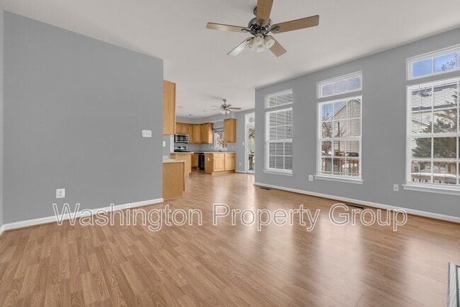 43654 Kenai Ct in Chantilly, VA - Building Photo - Building Photo