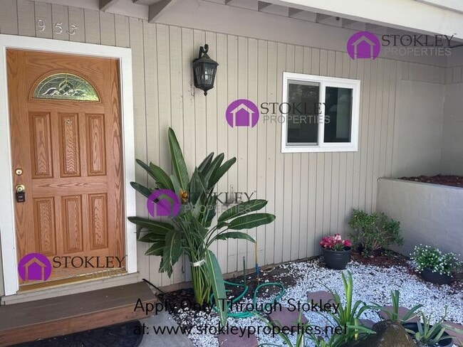 953 Happy Valley Ct in Lafayette, CA - Building Photo - Building Photo