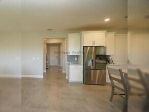 22990 Scaglione Dr in Lutz, FL - Building Photo - Building Photo