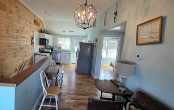 33 Oceanside Dr in Scituate, MA - Building Photo - Building Photo