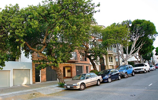 180 Dolores St in San Francisco, CA - Building Photo - Building Photo