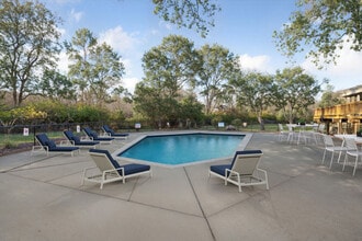 Flushing Valley Apartments in Flushing, MI - Building Photo - Building Photo