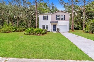 86 Fishtales Dr in Midway, GA - Building Photo