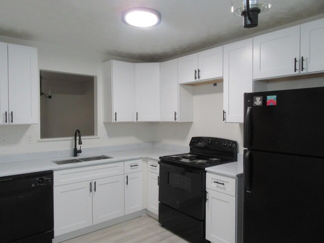 property at 3548 Waldrop Trail