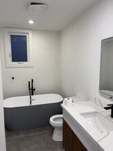 279 Bonaventure Dr in Hamilton, ON - Building Photo - Building Photo