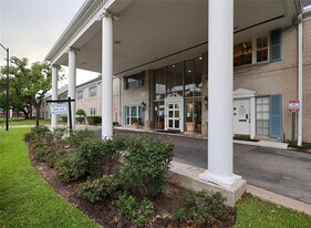 2600 Bellefontaine in Houston, TX - Building Photo