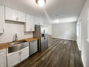8124 Goldenrod Ct in Indianapolis, IN - Building Photo - Building Photo