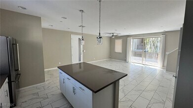 11257 Rainbow Peak Ave in Las Vegas, NV - Building Photo - Building Photo