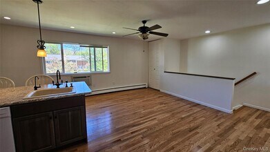 76 Manor Dr in Cornwall, NY - Building Photo - Building Photo