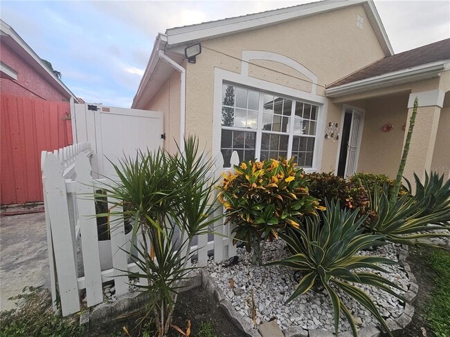 property at 5214 Aventura Blvd