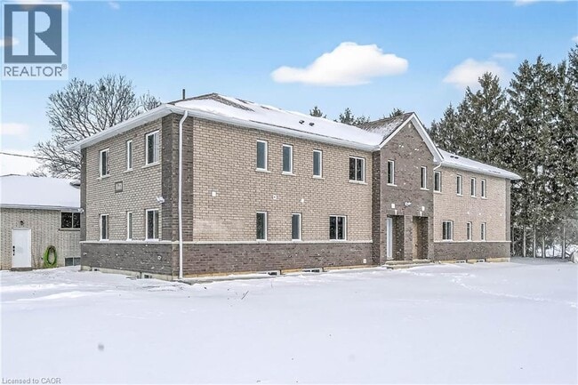 251 Stanley St in Brantford, ON - Building Photo - Building Photo