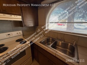 2505 66th St-Unit -B in Lubbock, TX - Building Photo - Building Photo