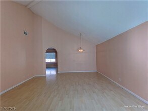 2695 Rimpacific Cir in Las Vegas, NV - Building Photo - Building Photo