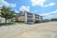 3045 Walnut Bend Ln photo'