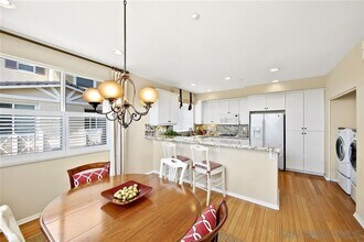 5037 Palm Point Ct in San Diego, CA - Building Photo - Building Photo