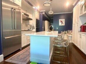 31 Claflin Rd, Unit 2 in Brookline, MA - Building Photo - Building Photo