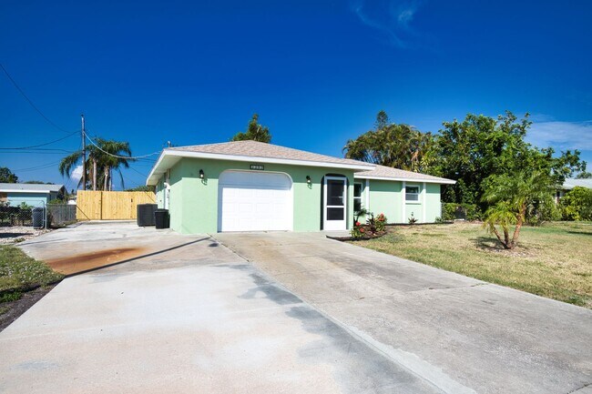 3392 Orange Rd in Venice, FL - Building Photo - Building Photo