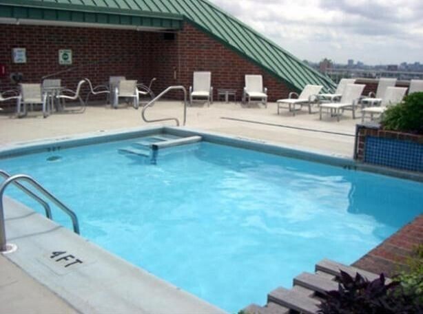 15 N Beacon St in Boston, MA - Building Photo - Building Photo