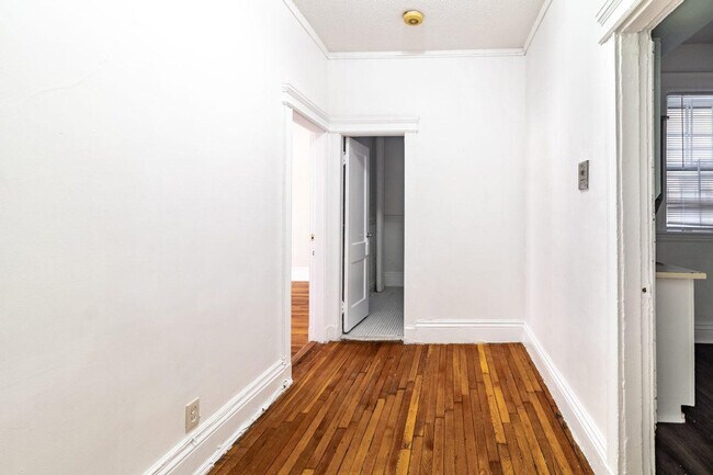 31 Queensberry St