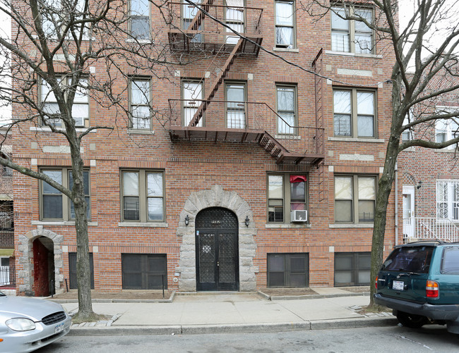 4632 Carpenter in Bronx, NY - Foto de edificio - Building Photo