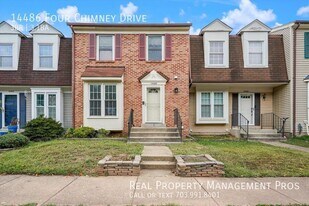 14486 Four Chimney Dr in Centreville, VA - Building Photo