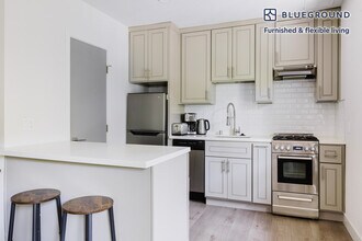 4136 Grand View Blvd, Unit FL0-ID1326 in Los Angeles, CA - Building Photo - Building Photo