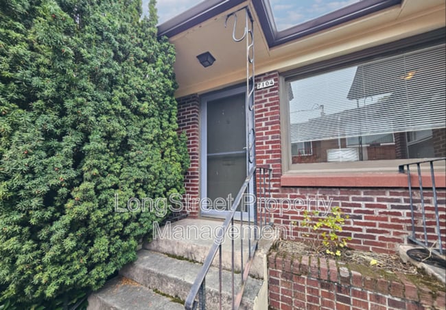 property at 7104 N Interstate Ave