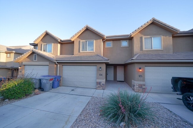 property at 1000 E Blf Vw Dr