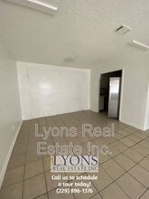 1016 S Gordon Ave in Adel, GA - Building Photo - Building Photo