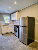 24 High St in Sabattus, ME - Building Photo