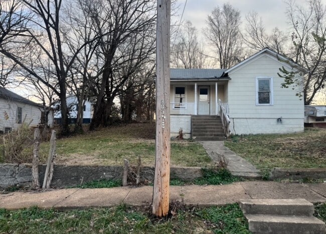 303 Cardinal St in Park Hills, MO - Building Photo - Building Photo