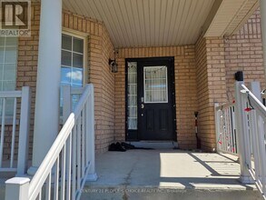 11 Citronella Ln in Brampton, ON - Building Photo - Building Photo