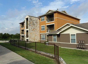 Eryngo Hills in Austin, TX - Building Photo - Building Photo