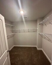 703 Georgetown Cir, Unit 703 Georgetown Cir Lake in Fayetteville, NC - Building Photo - Building Photo