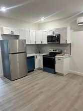 5836 Brush Rd, Unit B in Philadelphia, PA - Building Photo - Building Photo